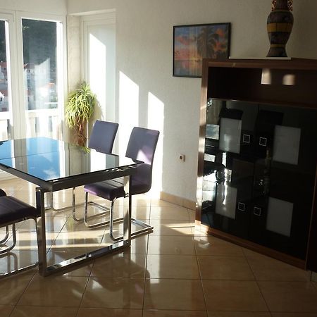Apartments Nikola Pucisca Kültér fotó