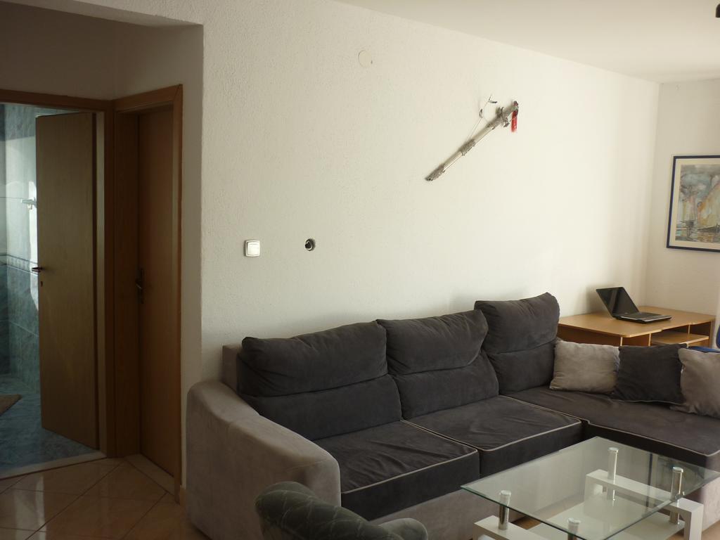 Apartments Nikola Pucisca Kültér fotó